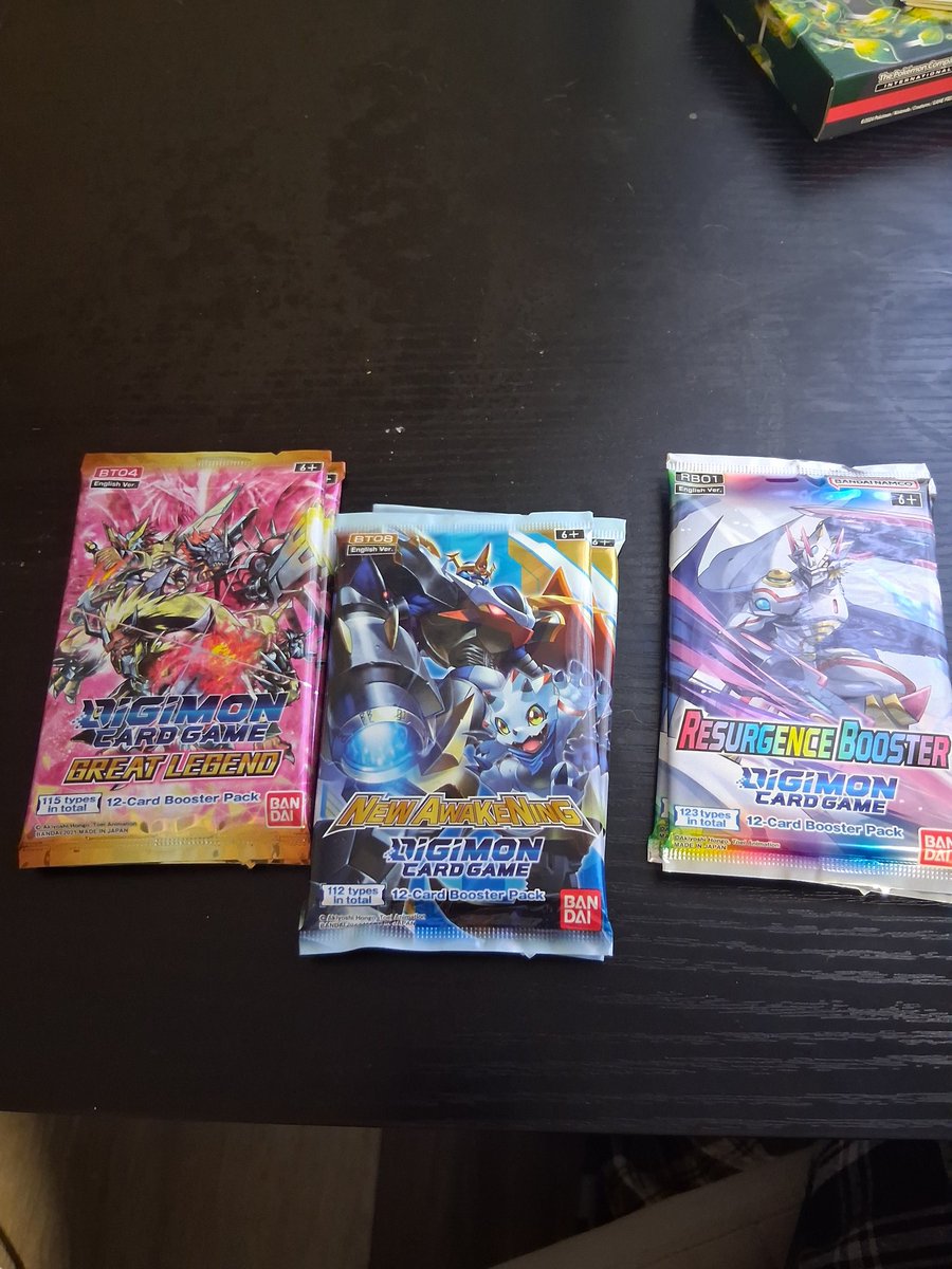 None of these will have a Renamon X antibody card which is annoying to say the least but more annoying is that I'm pretty there is no shoutmon as well 😞