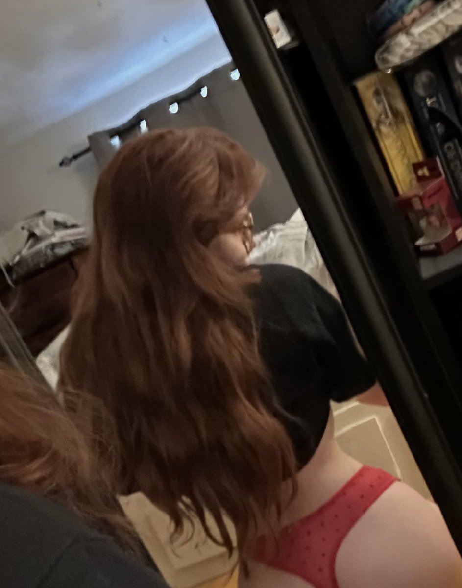 sentmommy's tweet image. im ur dreams little loser