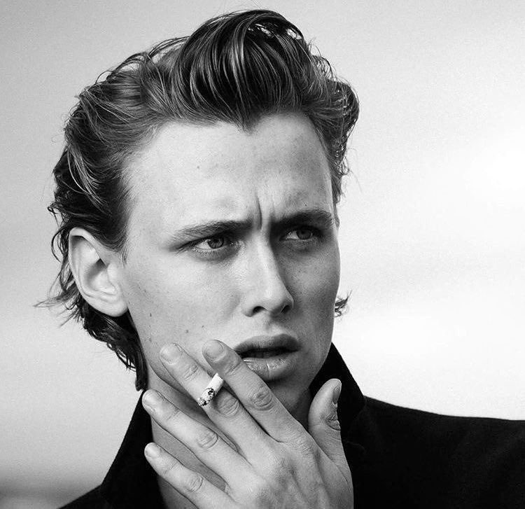 jules 🍒 (@cherrymcgic) on Twitter photo 