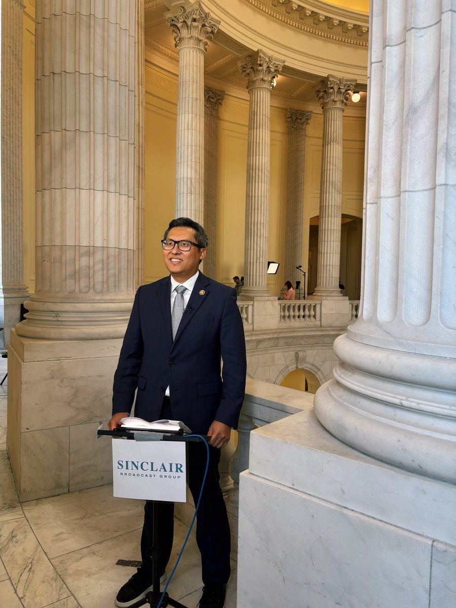 Vince Fong (@repvincefong) on Twitter photo Great to join <a href="/KMPHFOX26/">FOX26 News</a> from Washington this morning as Congress heads back into session! We talked about my upcoming Skilled Trades Fair on Sept. 13 in Bakersfield and Service Academy Forum in Clovis on Sat., Oct. 4. Sign up to attend on my website — Fong.house.gov. Great to join <a href="/KMPHFOX26/">FOX26 News</a> from Washington this morning as Congress heads back into session! We talked about my upcoming Skilled Trades Fair on Sept. 13 in Bakersfield and Service Academy Forum in Clovis on Sat., Oct. 4. Sign up to attend on my website — Fong.house.gov.