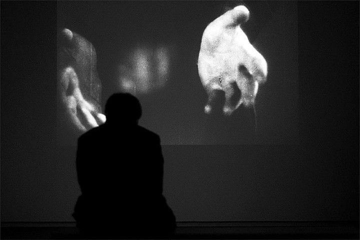 ../

- لاالقلب قلبي ولا الأيام بـ أيامي .🍁

.

 #كمل_طريقك
#بوح_آخر_الليل 
#الخميس_الونيسᅠ 
#رسالة_اليوم