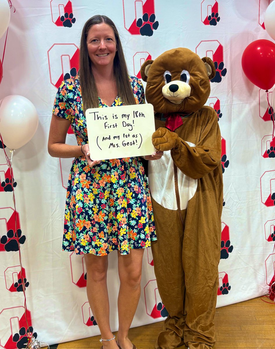 Here comes another school year! ✏️📝📓🍎