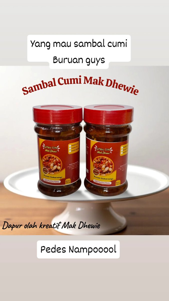 dhewie_official's tweet image. Assalamualaikum..Bismillahirrahmanirrahim
Dapur Olah kreatif Mak Dhewie
Menghadirkan menu baru ya, Sambal Cumi yg pedesnya nampooool bikin nafsu makan. 
Yuu PO Utk pengiriman hari ini
#sambalcumi
#umkmbrebes
#produklokal