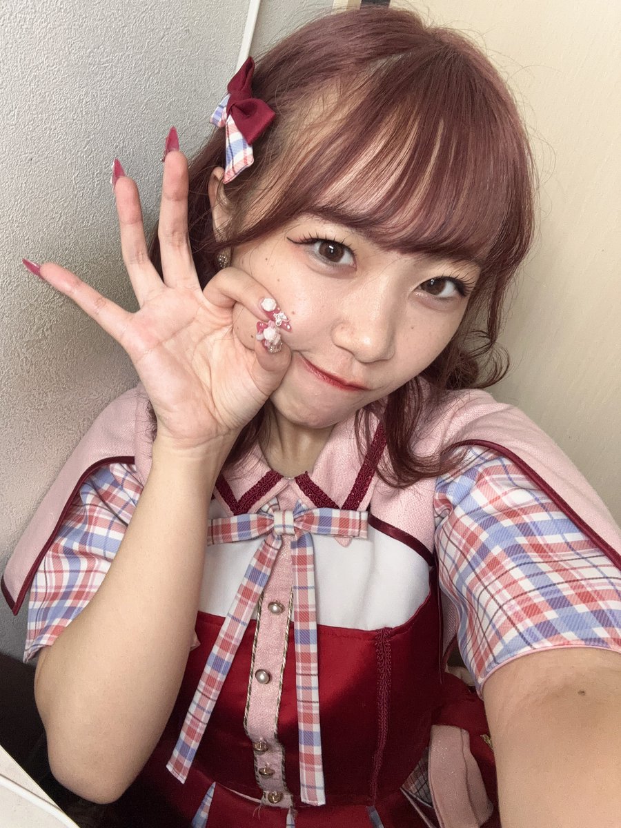 おはゆい〜🎀

ギリギリ2度寝回避！
今日も一日がんばろ〜！！！

②19:00- ③21:00- 出演します(  . .)"
新規無料キャンペーンもあります‼️
みんなシアターで待ってるよ♡

#かかかぶぶぶききき #アイドル