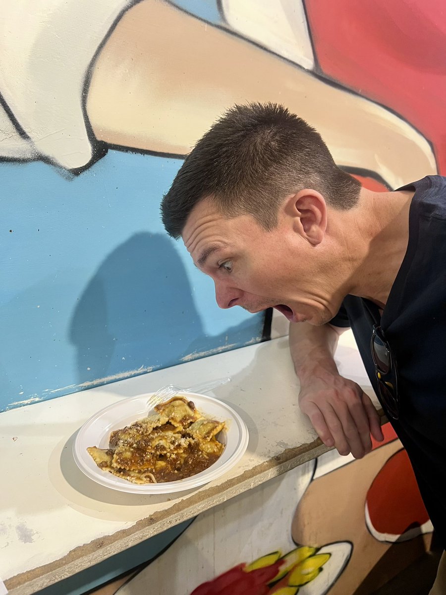 LorenTheAdult tweet media