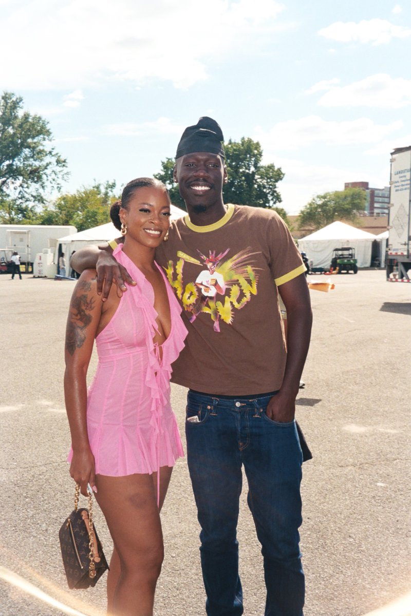 domingo 008. tweet media