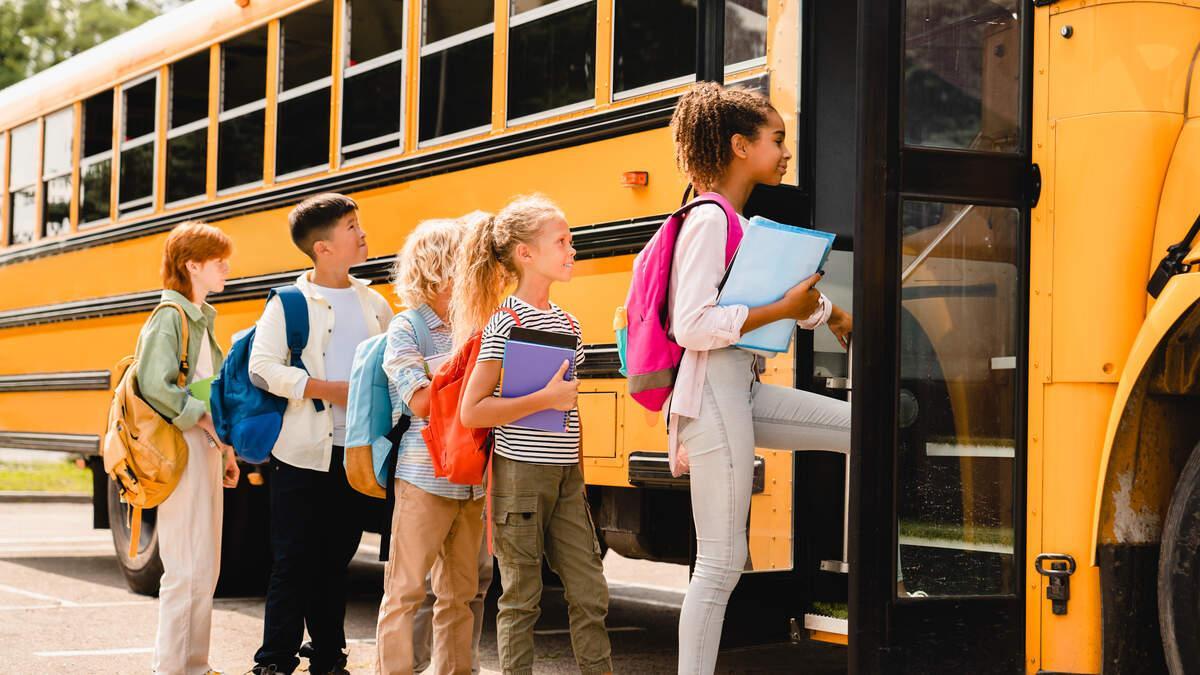 Z100Radio's tweet photo. Got Kids? Here's How to Get Out of the House to School Faster! | Z100 | Ryan Seacrest https://t.co/XZQzwDXvcq https://t.co/6nSKUi0uvZ