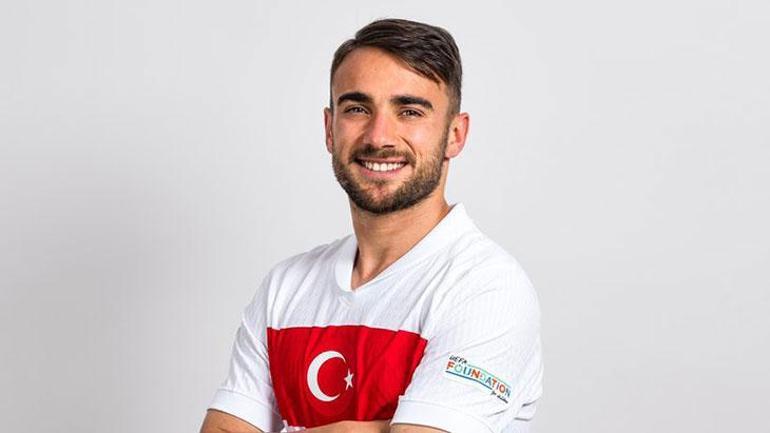 Milli takımımda gruplaşma çıkaran fitne fesat peşinde olan Yunus Akgün'ü istemiyorum

#YunusAkgünKadroDışı