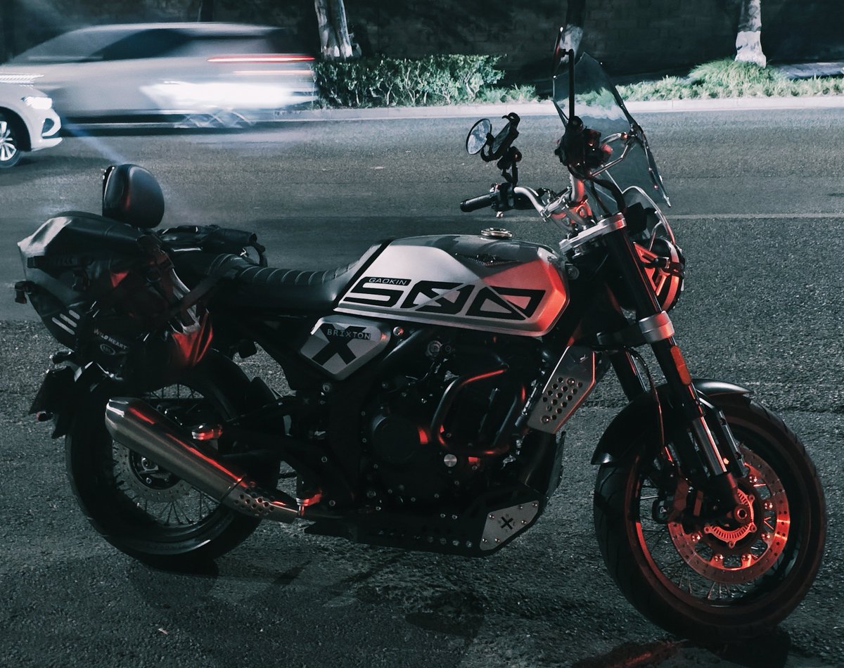 给媳妇拍点艳照