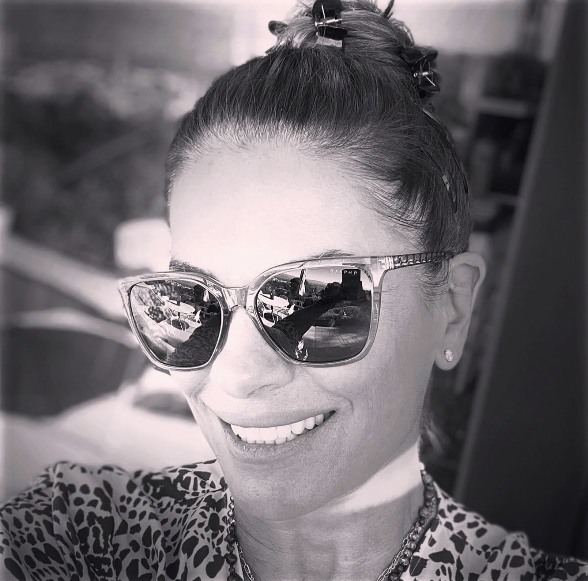 Happy Wednesday and have a great day everyone 😊