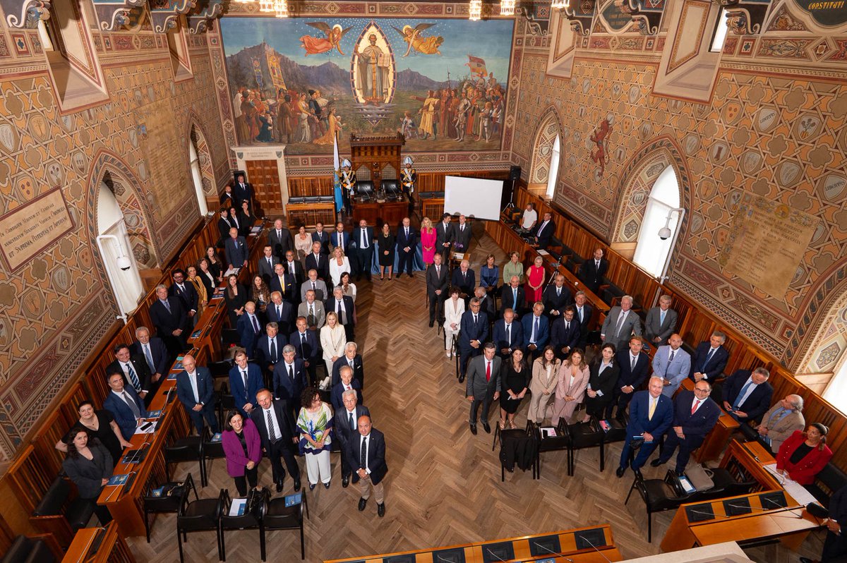 #UDIENZEUFFICIALI 2/9/2025

Udienza degli Ecc.mi Capitani Reggenti Denise Bronzetti e Italo Righi  ai Rappresentanti del Corpo Diplomatico e Consolare della Repubblica di San Marino.🇸🇲

👇
reggenzadellarepubblica.sm/pub1/ReggenzaS…