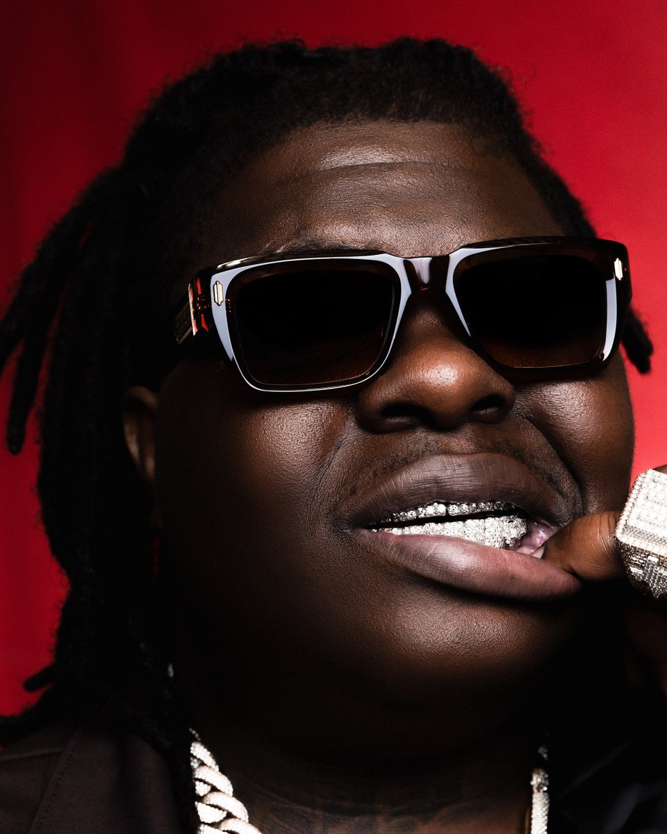 Frequency tweet media