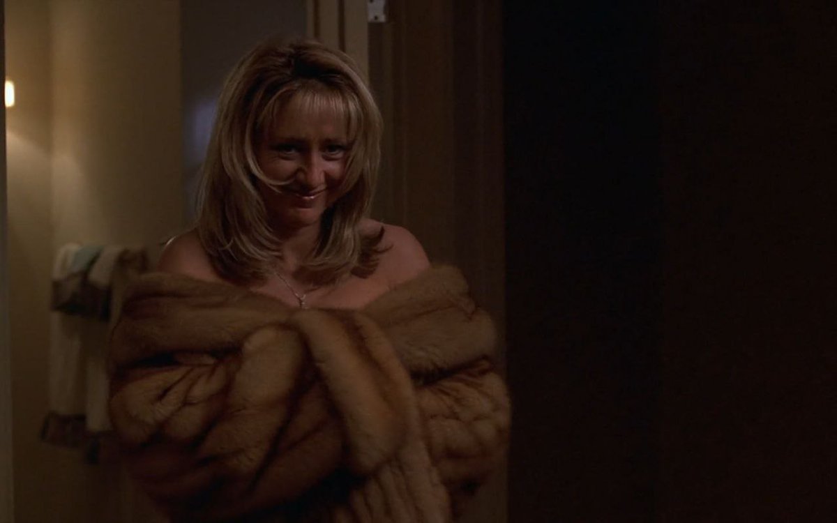 ой а я знаю эту шубу её зовут мальчик водочки нам принеси мы домой летим