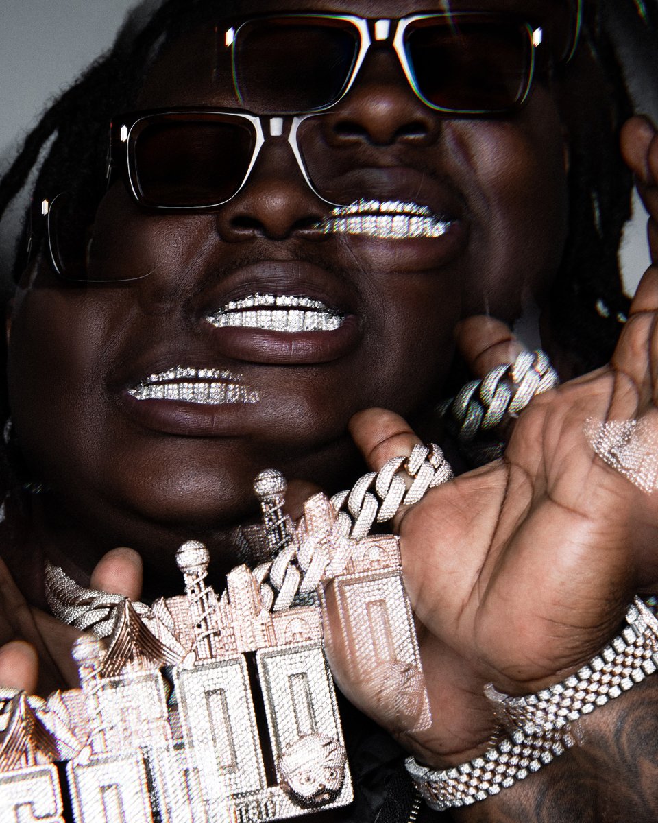 Frequency tweet media