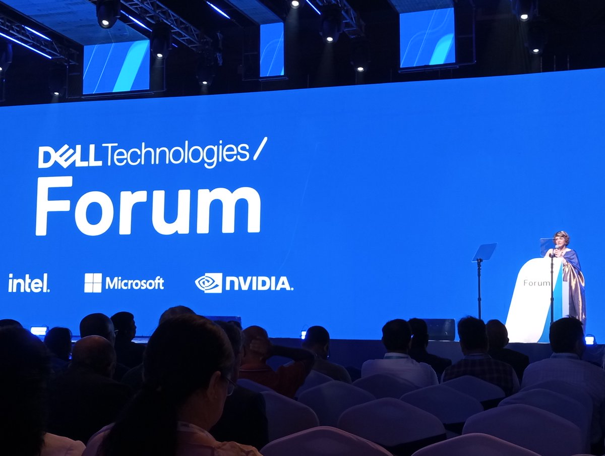 hamsadhwaj's tweet photo. Incredible energy at #DellTechForum Bengaluru today!
Loved the deep dives on the future of #AI

Capping it all off with former @isro Chairman 
Dr. S. Somanath sir's captivating session was the perfect end. 
Innovation, all under one roof!

@SomanathSpeak @mandybedi @Dell_IN https://t.co/GiMqxI50RB
