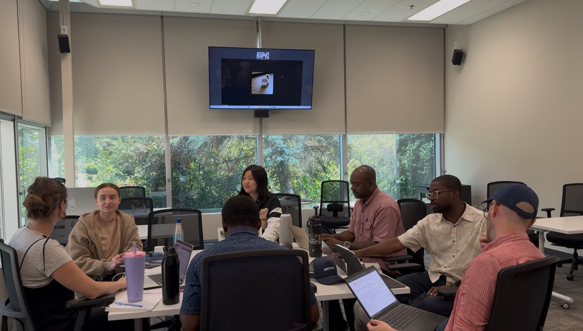 csetURegina's tweet image. We look forward to hosting you at #FOAD2025 as we explore the intersection and intertwining of diverse works across multiple disciplines around the globe. 
✨Here is the registration link: thefoad.com
#UniversityOfRegina #cset