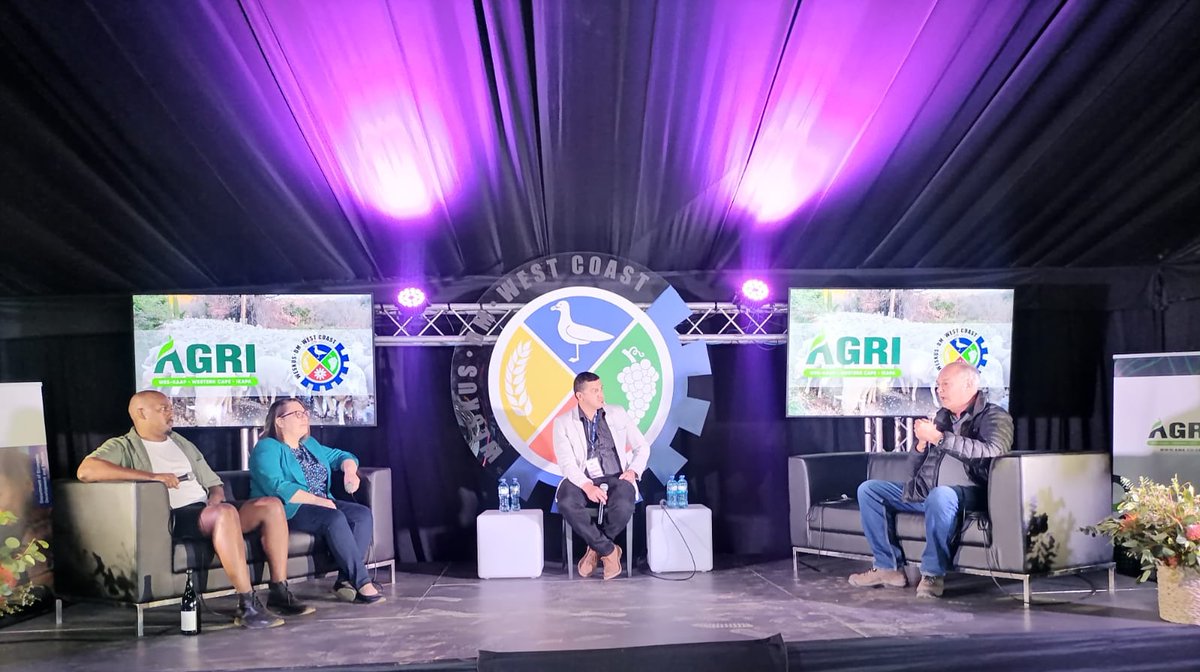 Hein15's tweet image. Engaging with West Coast exporters at the Swartland Skou in Moorreesburg. 
Local government must strengthen its role in the export value chain by delivering reliable services and enabling businesses to compete globally.
#LocalEconomicDevelopment