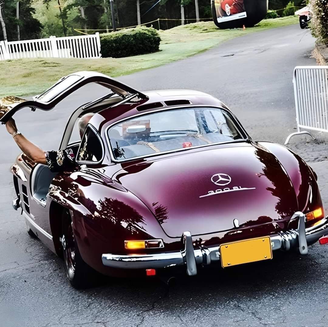 #Wingwednesday