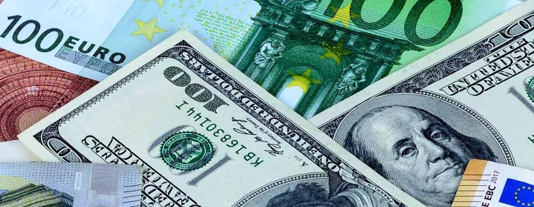 #EURUSD climbs 0.37% to 1.1679 as #DXY Dollar Index dips 0.25% to 98.06 on disappointing US economic releases. #JOLTS shows #vacancies fall sharply, #layoffs rise; #tariffs blamed for worsening US labour market conditions. financialmirror.com/2025/09/03/wea… <a href="/OANDA/">OANDA</a> <a href="/tradingview/">TradingView</a>