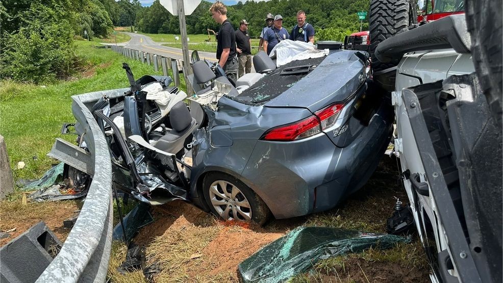 Have you been injured in a car accident? We offer a Free Consultation so give us a call today or send us a DM for any Personal injury questions and set up your Free appointment today! 1(209)529-0995 for your FREE CONSULTATION, we also offer advice on how best to deal w/ insurance