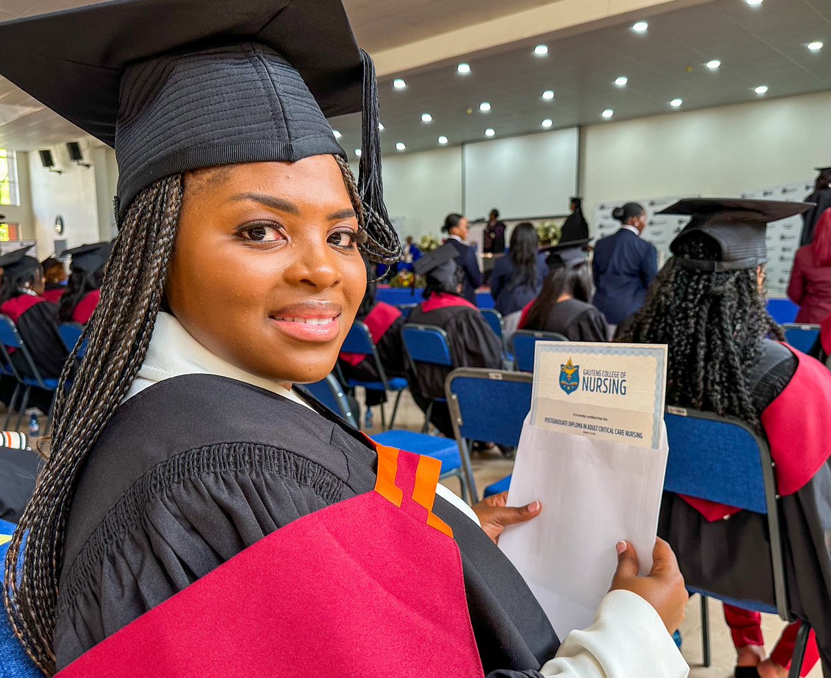 NkomoNomantu's tweet photo. Congratulations to all our Gauteng College of Nursing graduates and I would like to encourage them to carry forward the values they have learned and serve with compassion, integrity, and a commitment to excellence. 🎓 👩🎓 👨🎓 #GCoN #HealthcareHeroes https://t.co/oiHSirl4Gu
