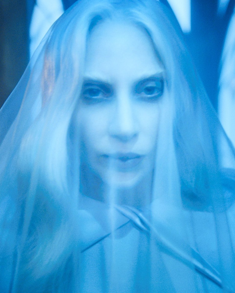 LADY GAGA 🤝 ROSALINE ROTWOOD