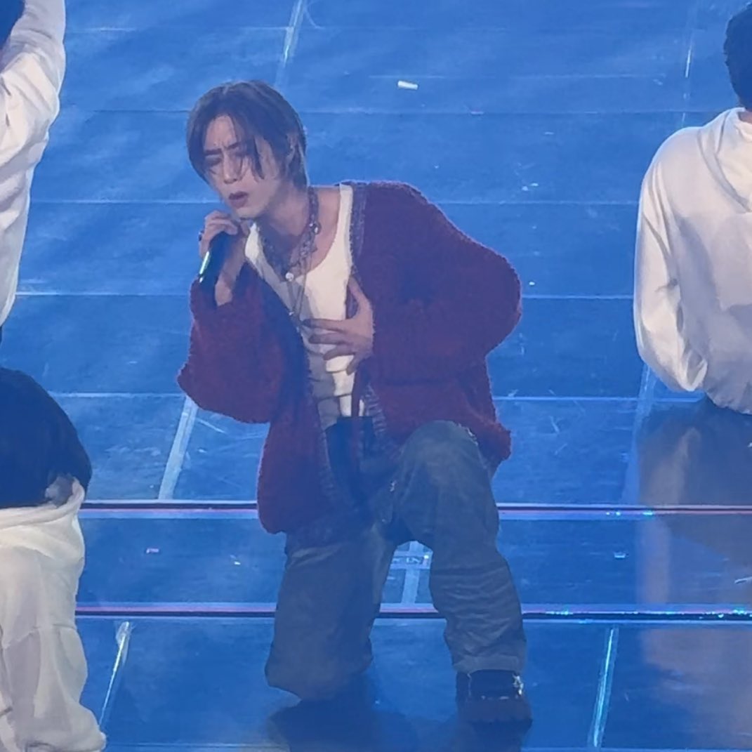 happy birthday to this handsome guy, you’re a precious light in my life, can’t wait to see you again soon 🤍

HAPPY BIRTHDAY MARK TUAN 
#BackInSeptemberWithMarkTuan 
#MarkTuan #마크 <a href="/marktuan/">Mark Tuan</a> #GOT7