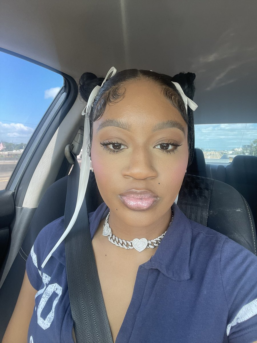 tijahcierra's tweet photo. my fav pics rn😍 https://t.co/Kc8uAMWeTz