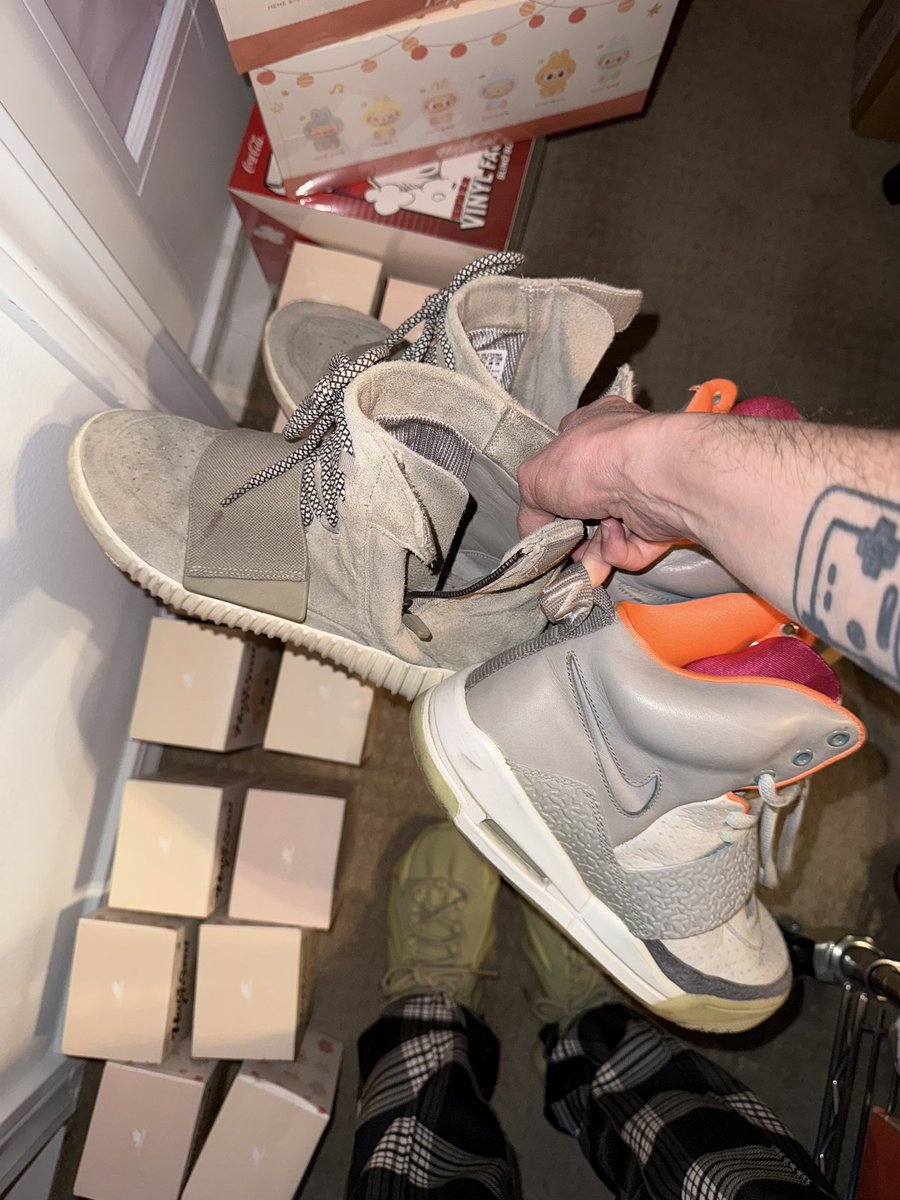 CrapStripe tweet media