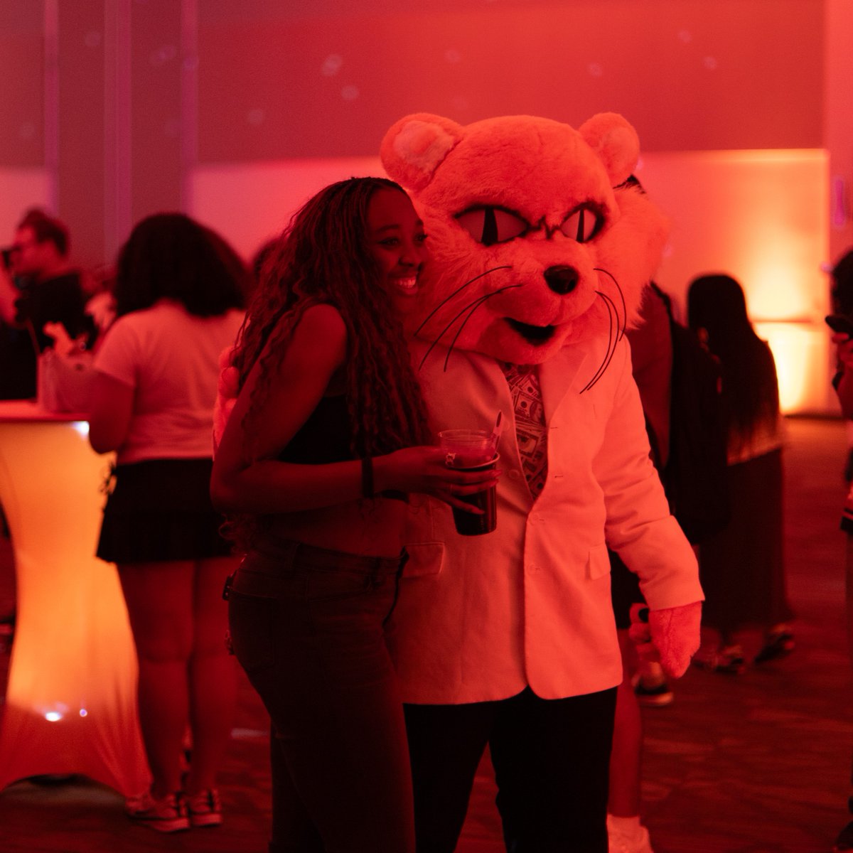 SamHoustonState's tweet image. All in on good times! 🎲

#WelcomeWeek | #KATsinoNight