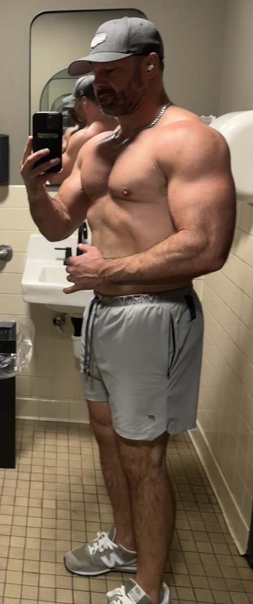 Dodsy_71's tweet image. #wedothework #duespaid