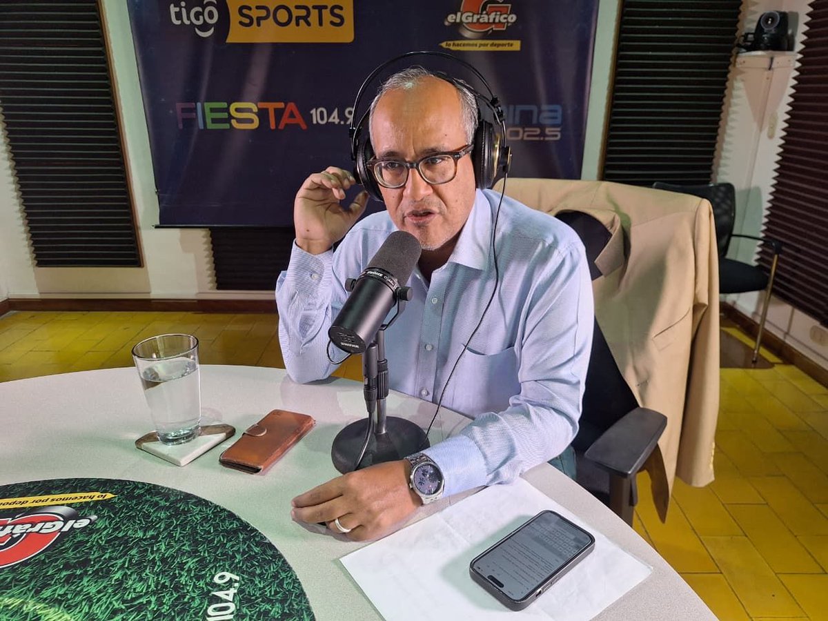 #GuiriGuiriAlAire | <a href="/cvillalta/">Cristian Villalta</a> desde Guatemala: "Que no tengamos un once de hierro, describe mucho lo que estamos pasando, porque Guatemala ya tiene por lo menos nueve fijos."