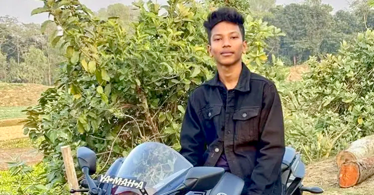 নওগাঁয় বিএনপির অনুষ্ঠানে যাওয়ার পথে কিশোর নিহত