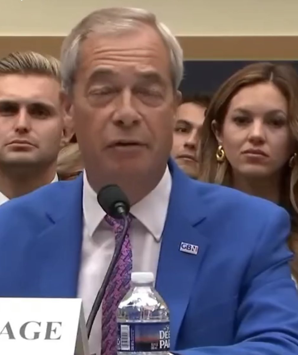 American politicians wear the flag, patriotic MP  Nigel wears…#r4today