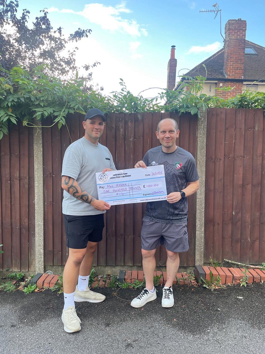 Alan Ablett is our first £100 winner of this month’s Supporters Draw! Every time someone signs up to the Supporters Draw, the prize fund goes up! 🧡 Sign up today and support your local club by clicking here ➡️ app.teamfeepay.com/s/OCmiV4CEBA