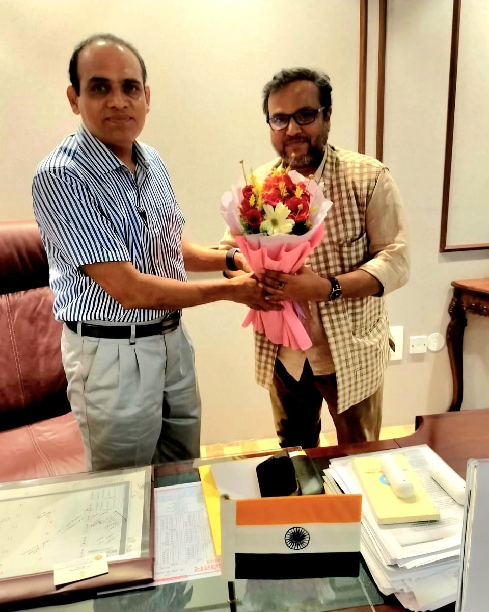 वरिष्ठ आईएएस अधिकारी एवं BPSC के चेयरमैन श्री रवि मनुभाई परमार से आत्मीय मुलाकात..!