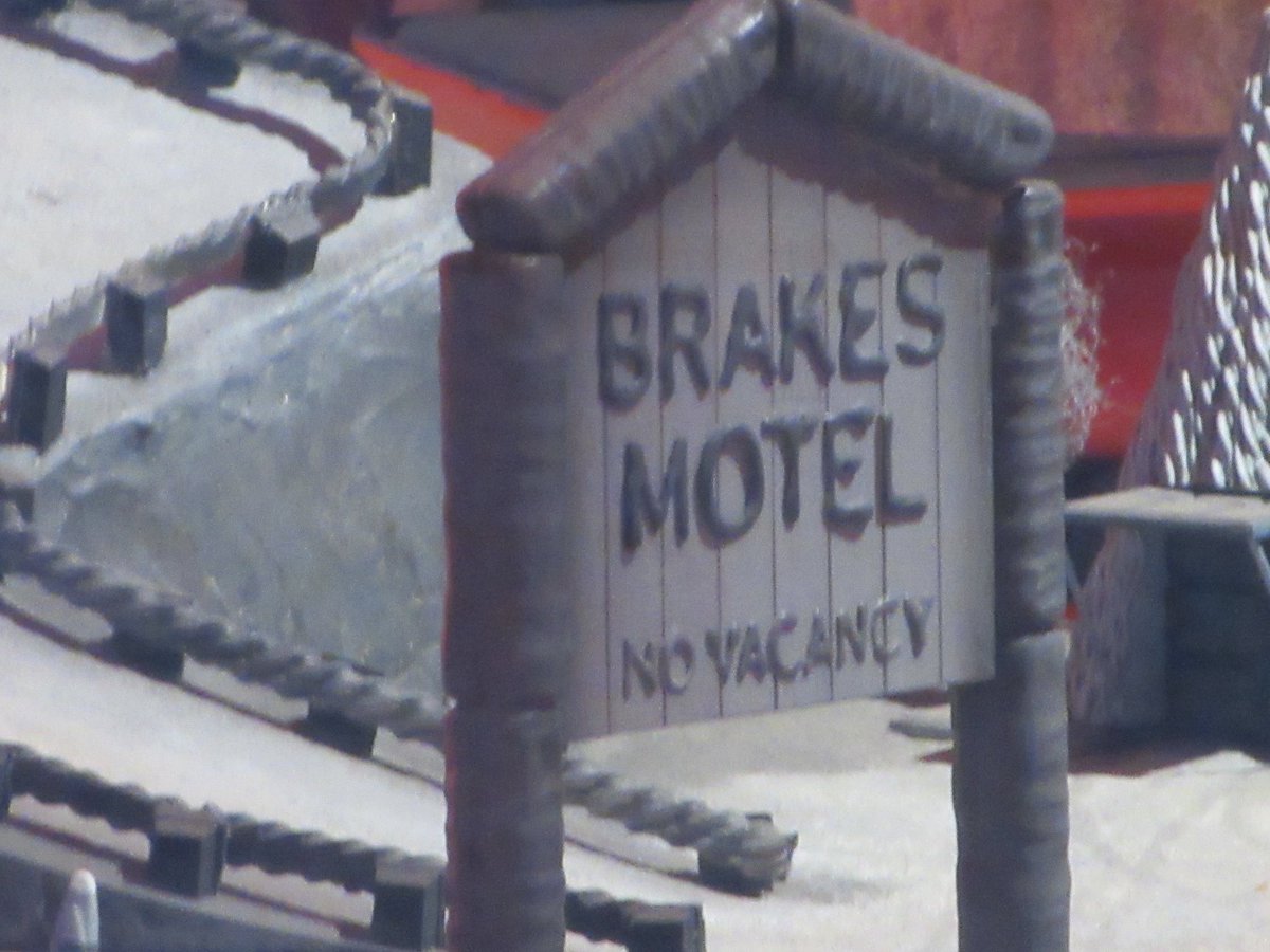 The Brakes Motel at the Cozy Cone