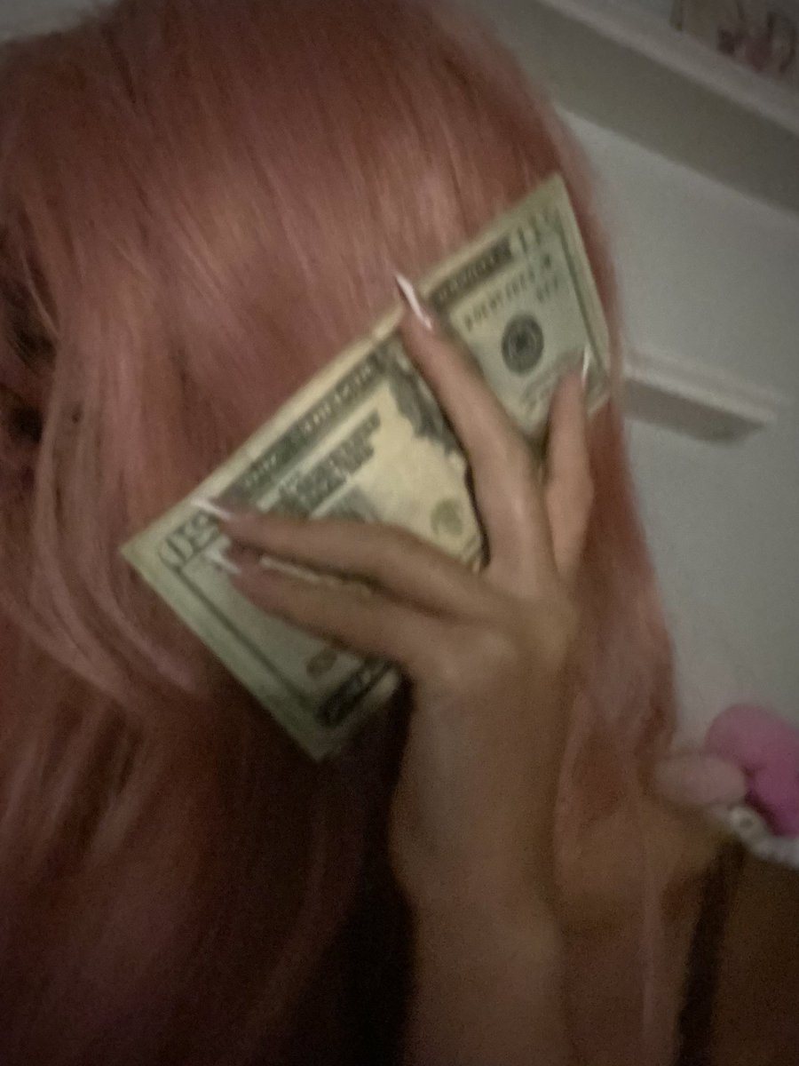 pr1ncesssienna's tweet photo. y’all hear that? it’s the sound of these paypigs paying for my precious time #findom https://t.co/sa2T1wj8ah