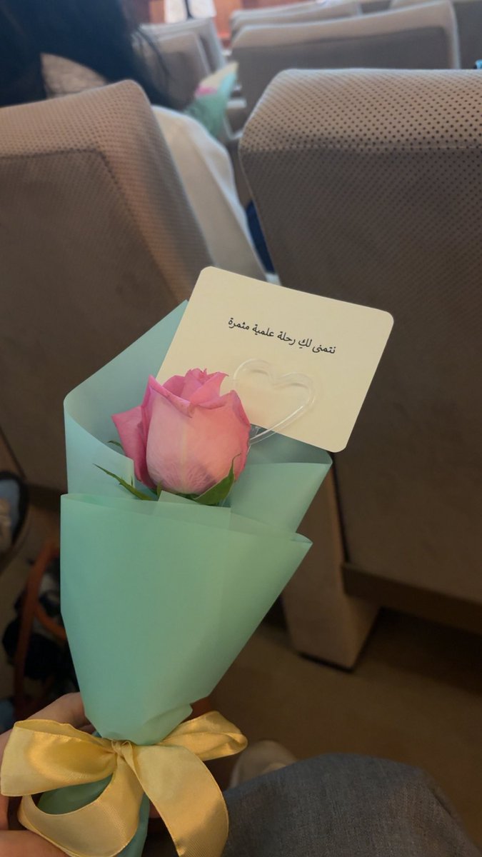 قد إيش أنا ممتنة إني part of عائلة السمع والتوازن 💙، هذا التخصص مو بس major، هو family حقيقي يساند ويلهم بكل خطوة. فخورة إني أتعلم وأتطور وسط هذا الكادر العظيم 👩🏻‍⚕️🎓، proud to be in such an inspiring and supportive environment.

#سمع_وتوازن #Audiology #Gratitude