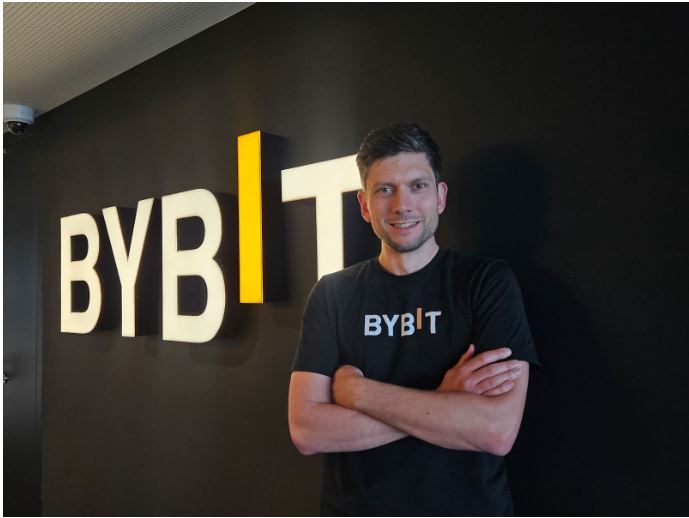 🔥 Speaker Announcement – Vienna Blockchain Week 2025 🚀

We are thrilled to welcome Georg Harer, Head of Legal and Compliance at <a href="/BybitEU/">Bybit EU</a> and a Managing Director of @Bybit EU GmbH, to the stage at Vienna Blockchain Week 2025!

In this crucial role, he ensures that Bybit’s