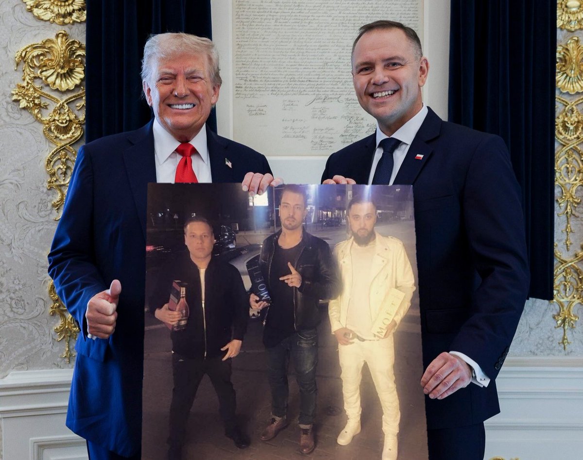 ❗PILNE❗

Prezydent Karol Nawrocki z podarunkiem dla Donalda Trumpa
