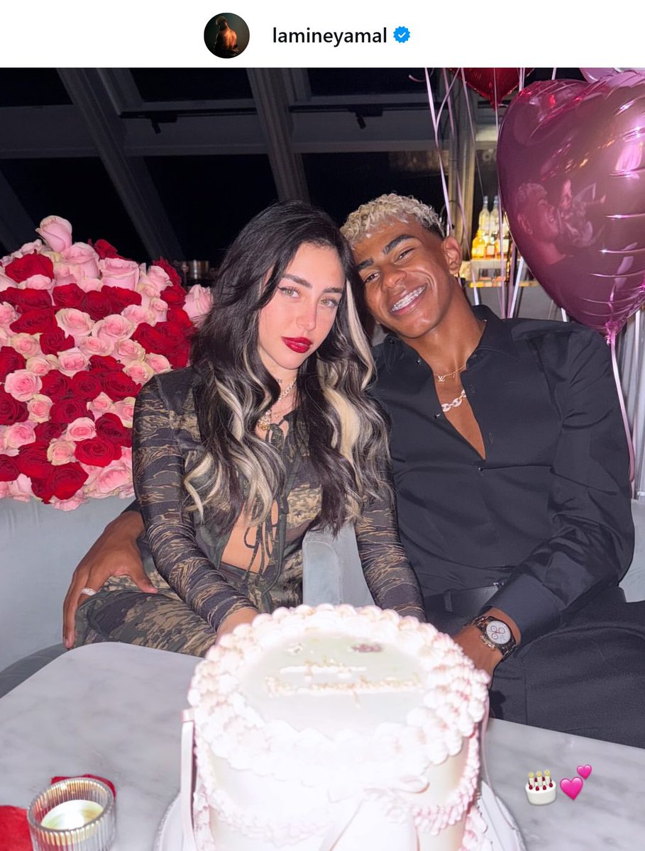 TouchlineX's tweet image. 🚨 𝗕𝗥𝗘𝗔𝗞𝗜𝗡𝗚: Lamine Yamal and Argentine singer Nicki Nicole end their relationship after 13 days.

Lamine and Nicki had a discussion and broke up as Nicki Nicole and Real Madrid player Franco Mastantuono started dating.

— @elcancillercom