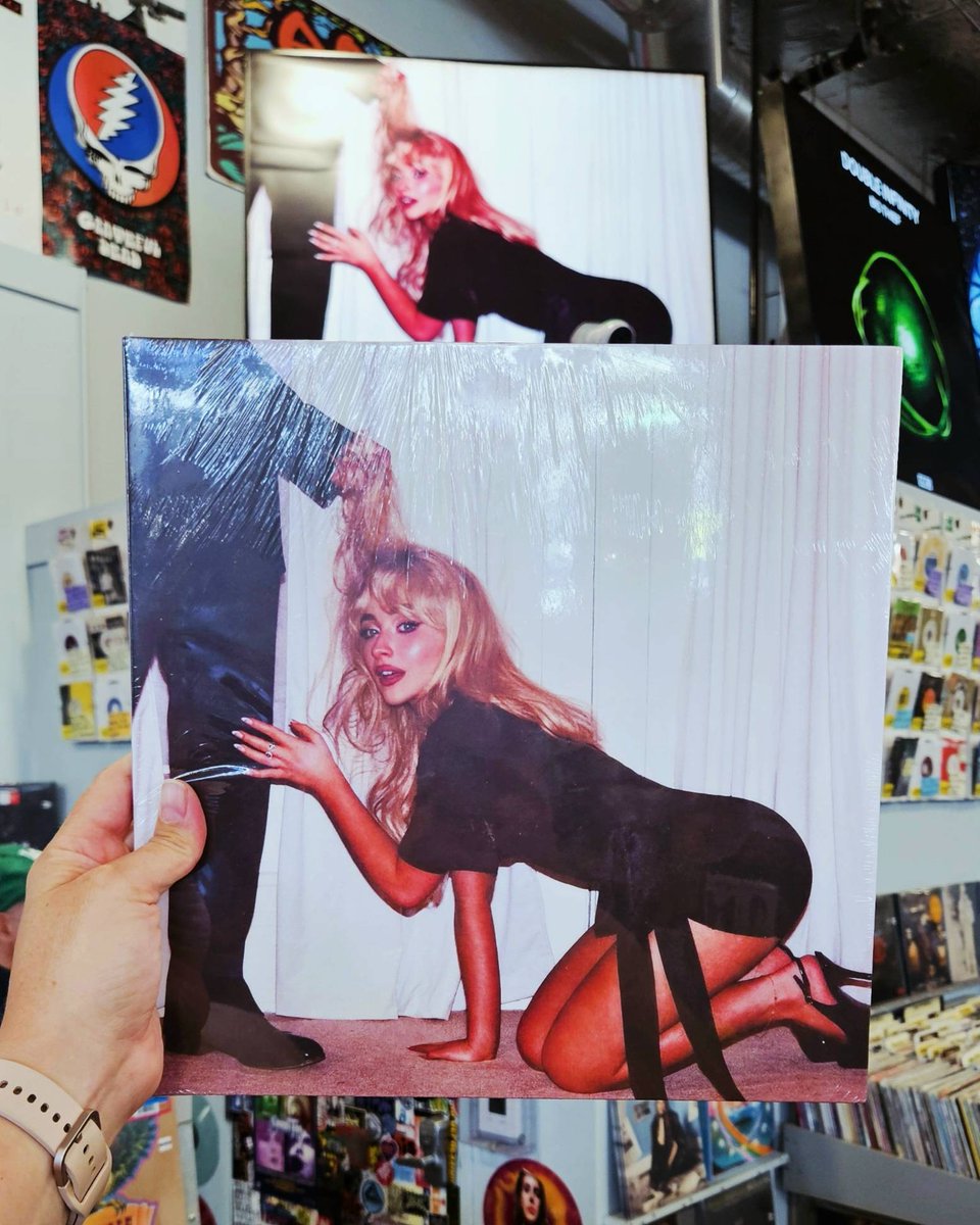 Amoeba Music tweet media