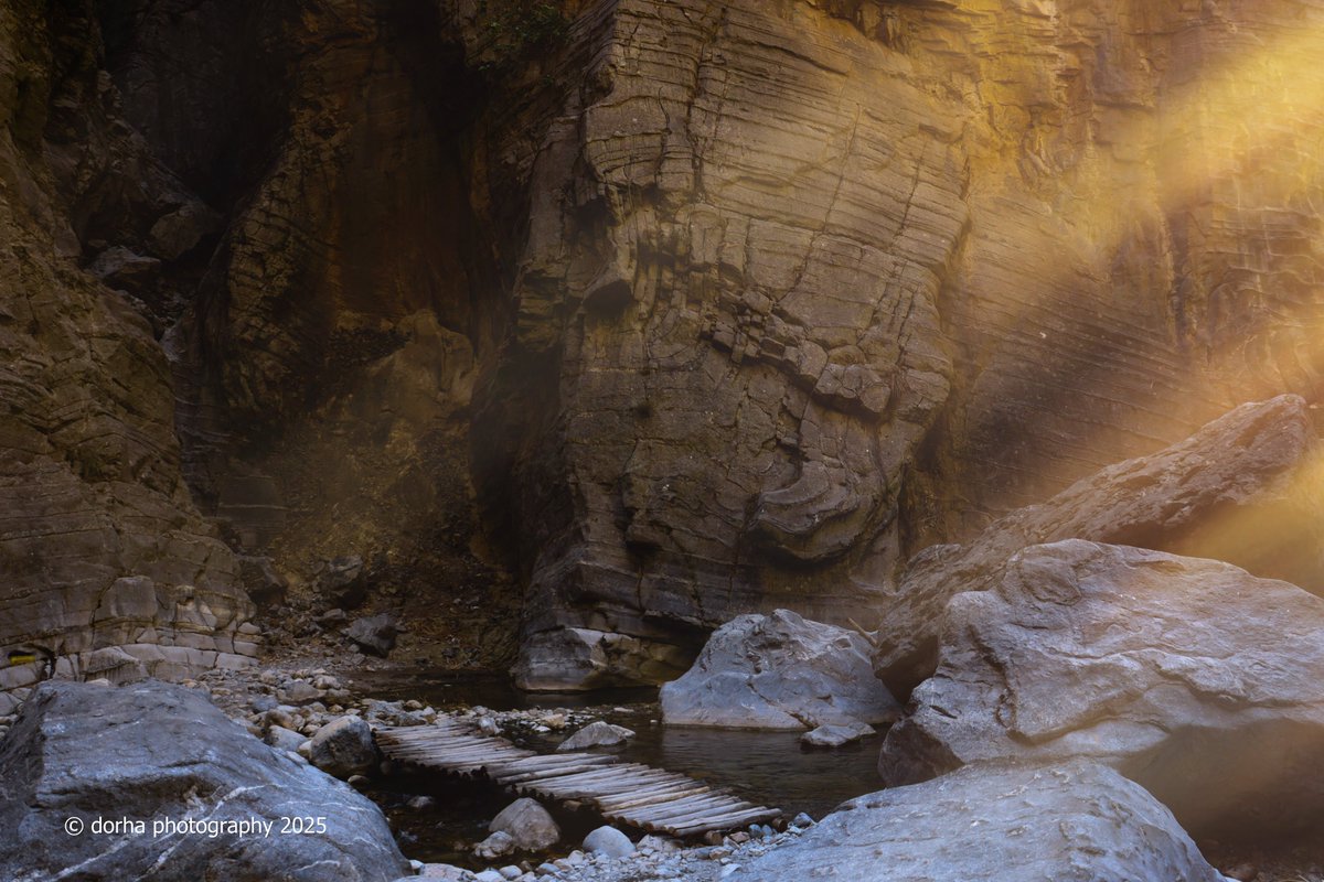 #Crete #landscapephotography #Rocks #mountains #canonphoto #photographylovers #Art
🇬🇷🤍🩷❤️🥰🪨