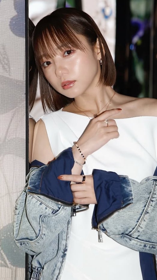 齊藤京子さん、透明感がレベチ。もう、光をまとってる。清楚と強さを兼ね備えて、理想すぎる。