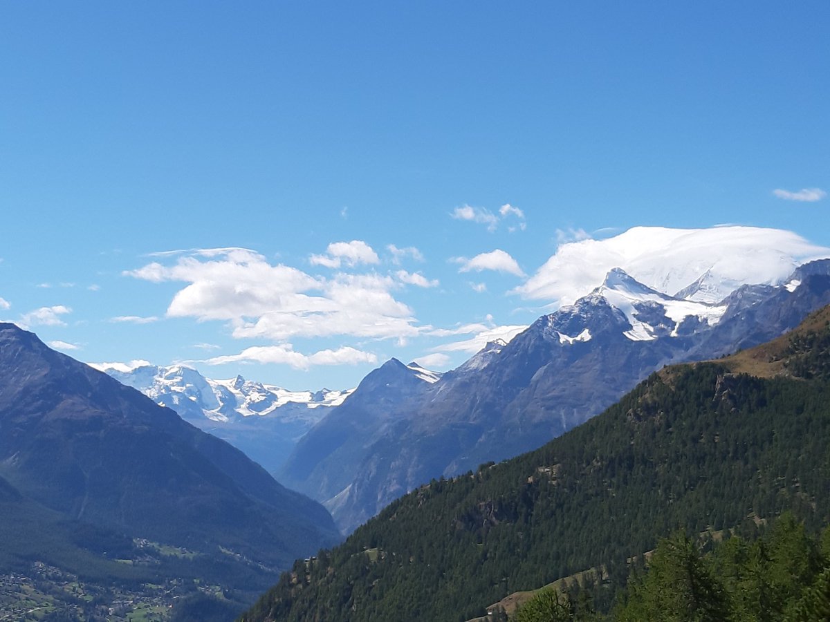 brandiwein1982's tweet photo. Today, we drove to the #Moosalp. Best weather, a perfect view to the swiss alps and a great time and walk with friends! https://t.co/CqoPdgZpZ0