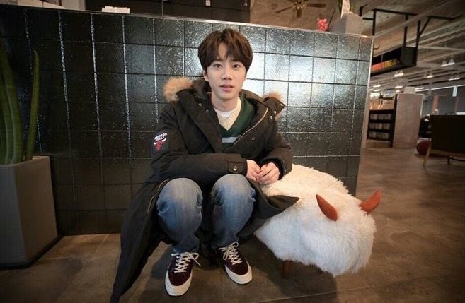 wns025590's tweet photo. 준영님 옆에 양이 될래요. https://t.co/nJul7s0eOy