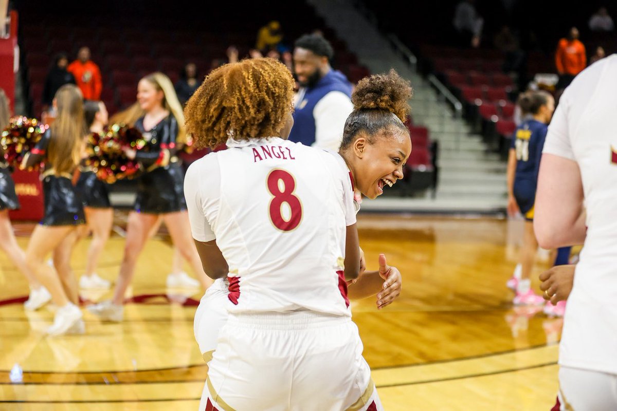 Elon Women's Basketball tweet media