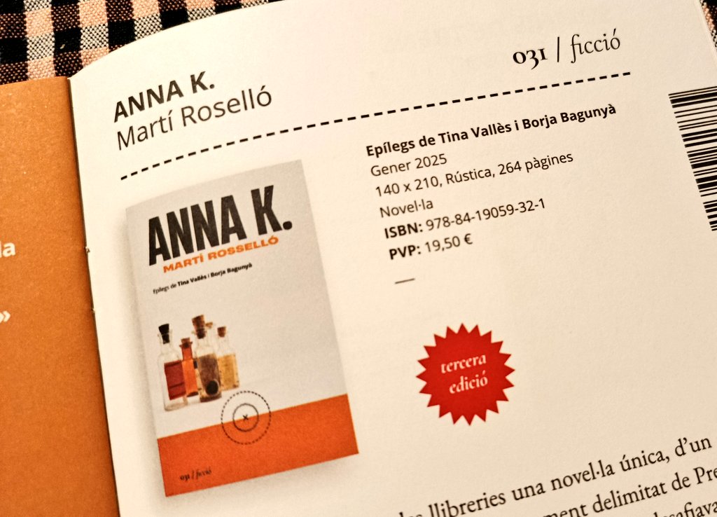 Que un llibre com l'Anna K. — publicat fa vint anys, descatalogat fins ara, recuperat per una editorial independent, amb un autor desconegut i que no hi és per defensar el llibre — hagi arribat a tres edicions en ni un any és una proesa enorme. I personalment, em fa molt feliç 🩷