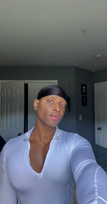 Watch Extra , Extra…..PEEETAAAHHH😱's leaked NSFW photo on TwXstars